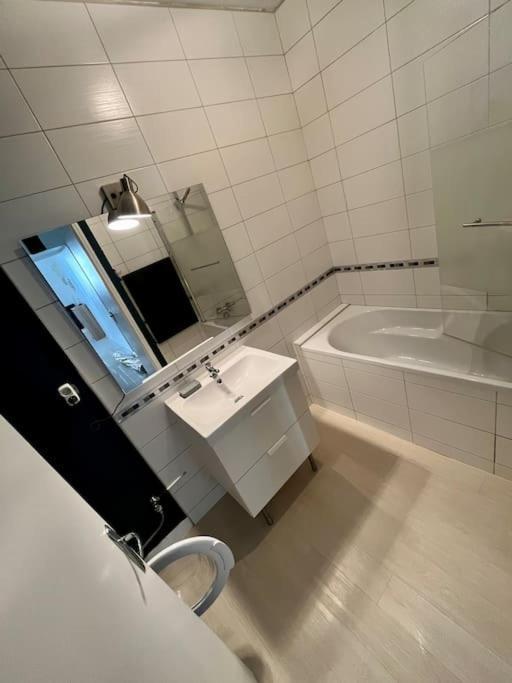 Appartement - Centre Ville Historique - Avec Vue Aurillac Eksteriør billede