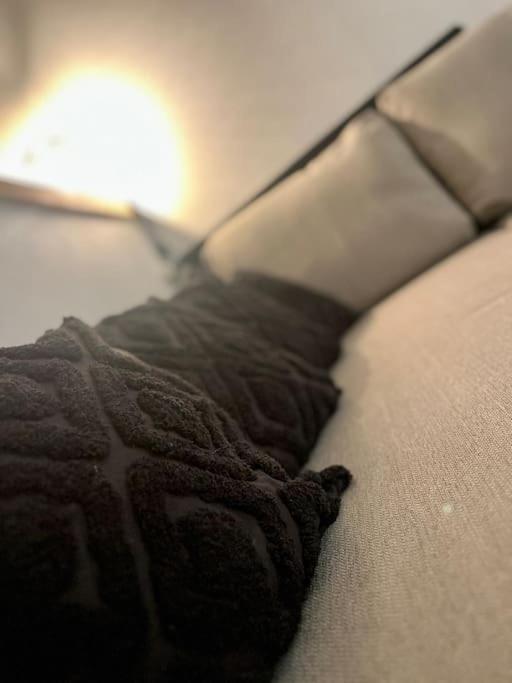 Appartement - Centre Ville Historique - Avec Vue Aurillac Eksteriør billede